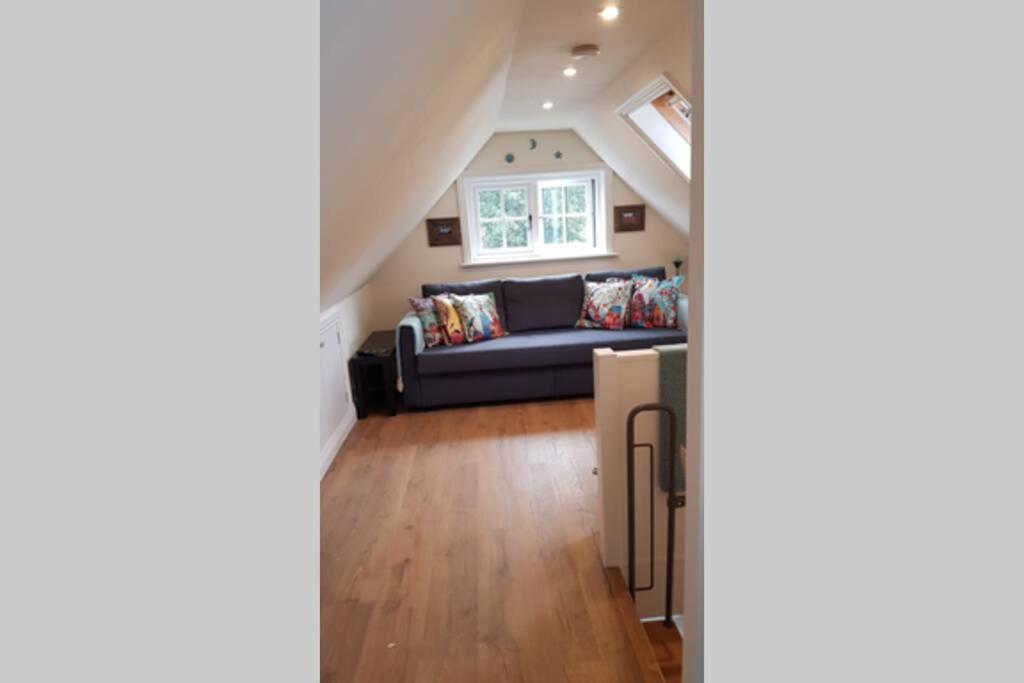 פורדינגברידג' Riverside Lodge Pied A Terre מראה חיצוני תמונה